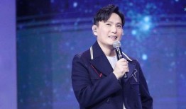 香港娱乐大爆料张信哲,张信哲的传奇人生与音乐旅程